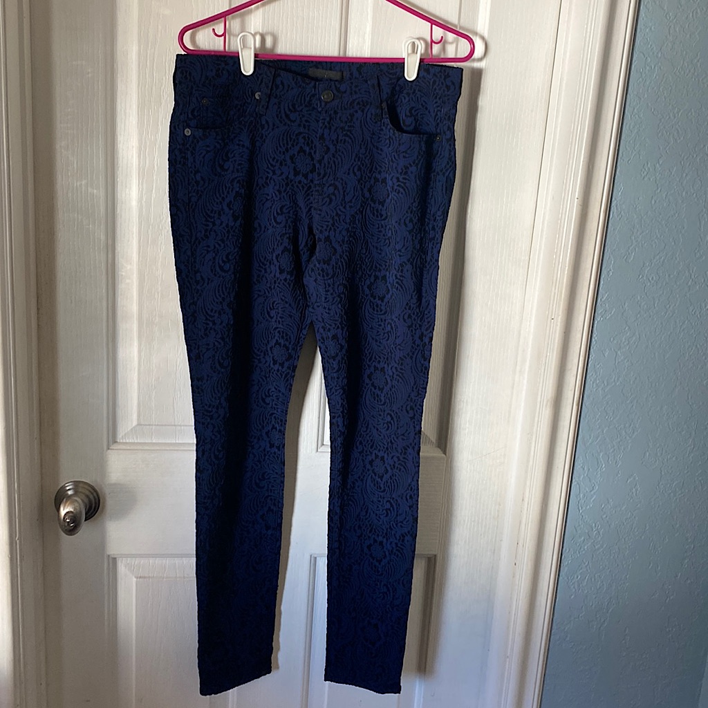 Jeans. For All Mankind. Size 31. Excellent Condition. New